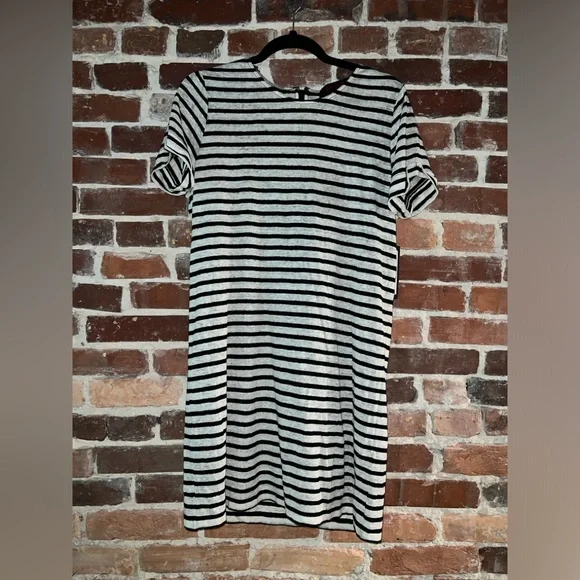 Alice and Olivia Women’s Mini Shirtdress Linen Blend Stripes size MD - Picture 2 of 9